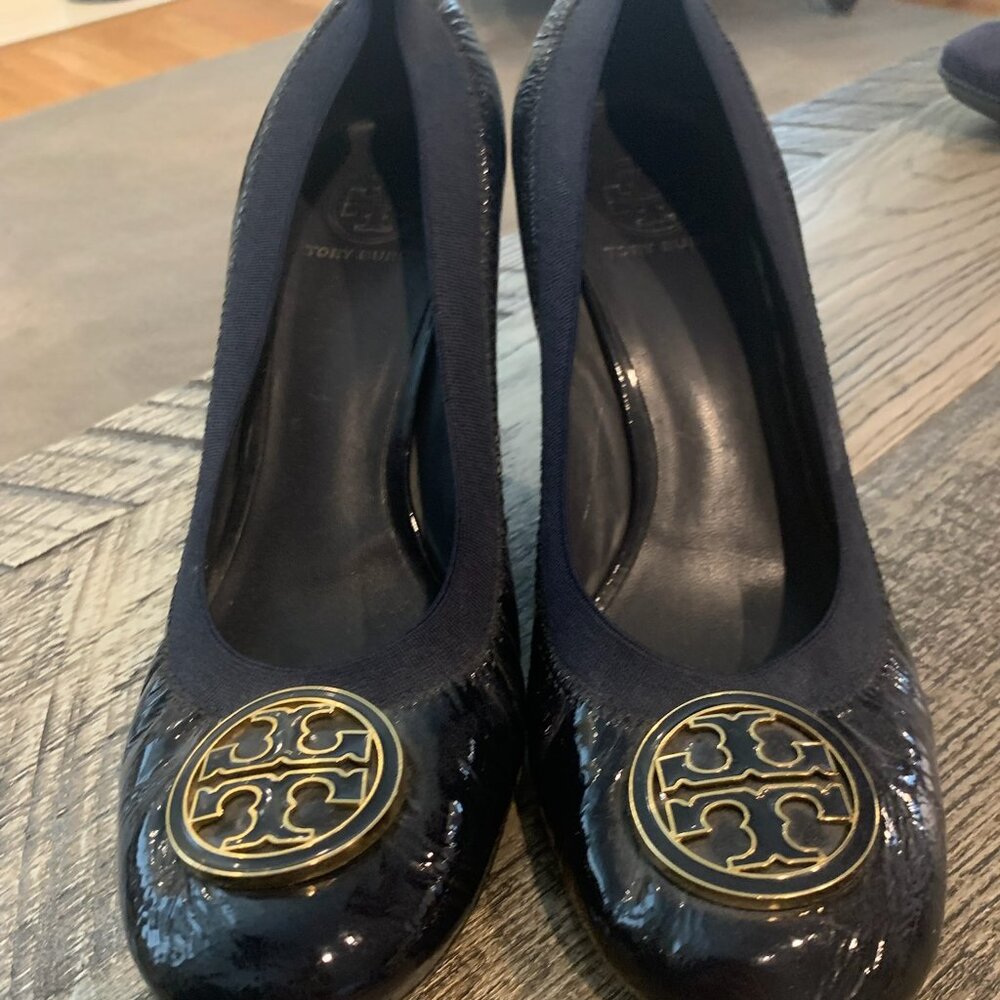 Tory Burch patten leather blue heals, size 10M